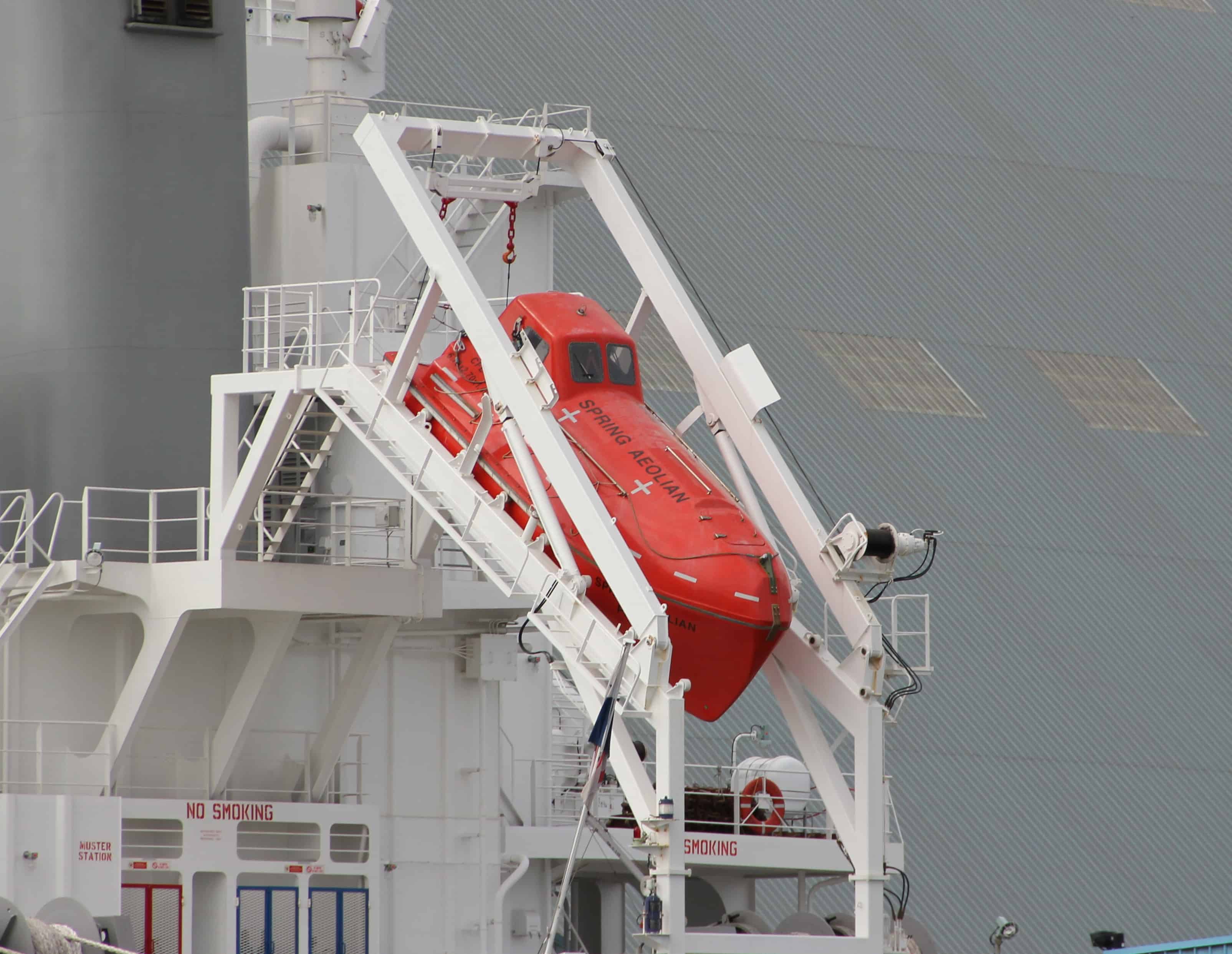 cruise ship lifeboats